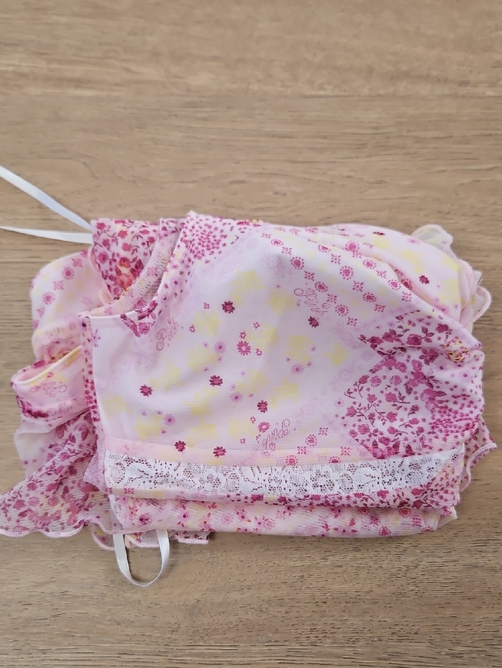PINK By VS Off Shoulder Ruffle Top Pink Patchwork NEW LARGE MSRP $39.95 Sold Out - Picture 5 of 11